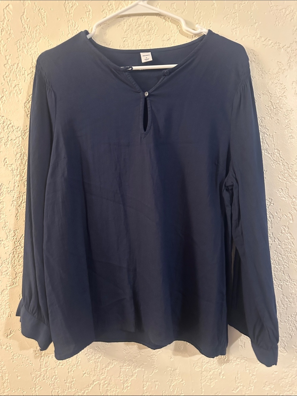 Women's Navy Long-Sleeve Keyhole Blouse